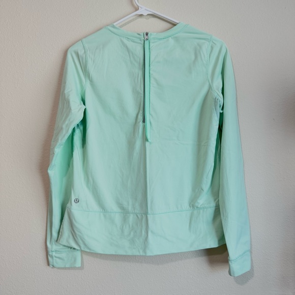 Lululemon Run: Warm Up Crew - Picture 9 of 10